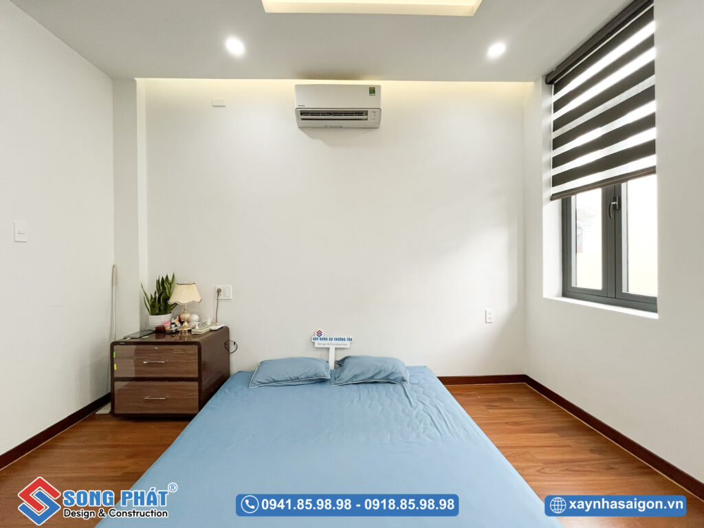 Phòng ngủ với thiết kế đơn giản