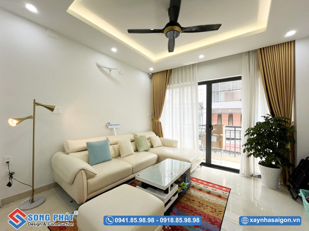 Hệ của lớn tối ưu ánh sáng vào không gian phòng khách