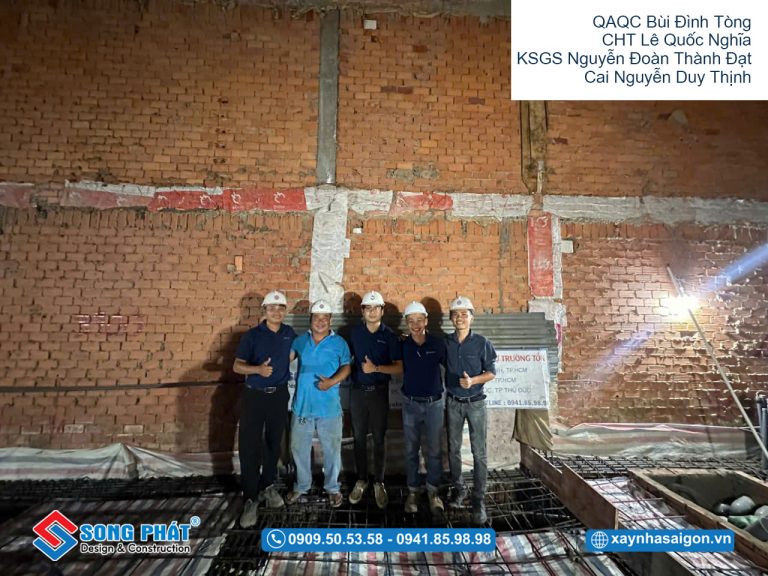 Đội ngũ Song Phát nghiệm thu thép sàn, giám sát quá trình đổ bê tông
