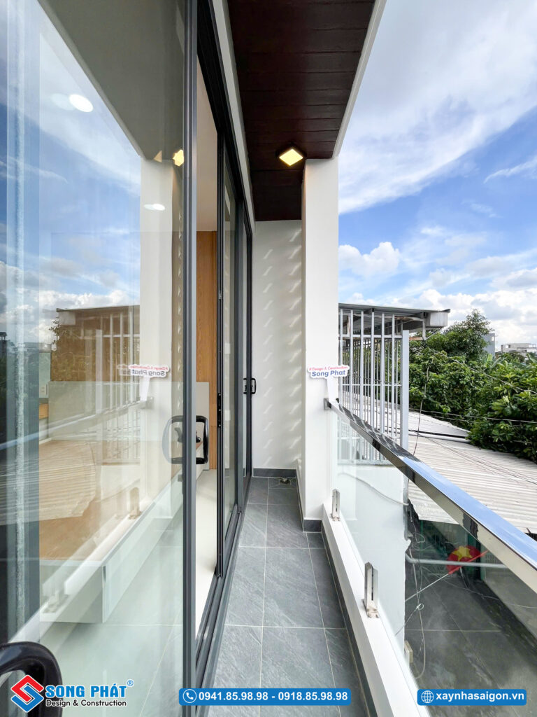 Ban công được chừa đúng theo mật độ xây dựng