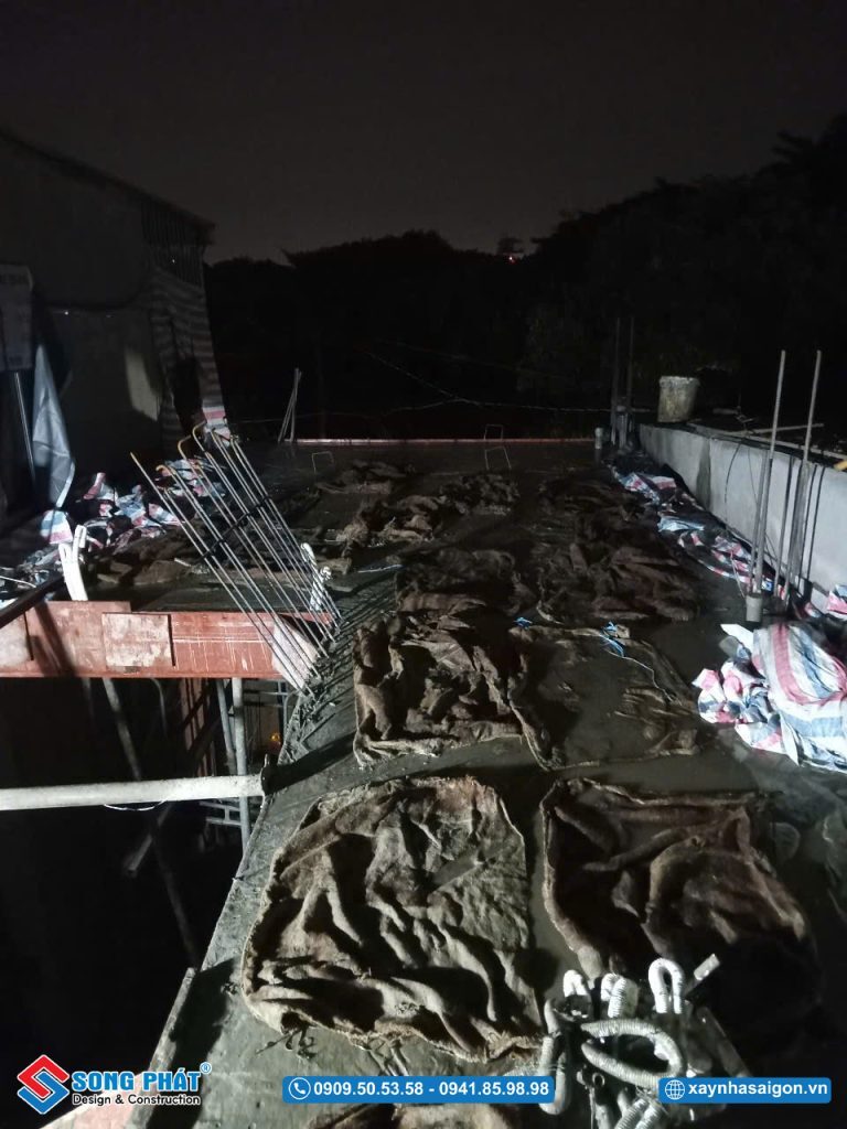 08/05 Gia công lắp dựng coffa dầm sàn lầu 2