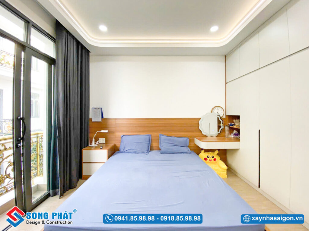 Hệ LED âm trần làm tăng tính thẩm mỹ cho không gian phòng ngủ Master