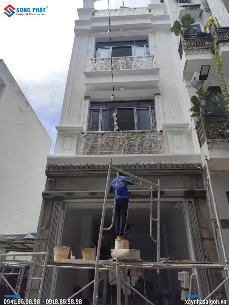 22/09 Đắp chỉ mặt tiền
