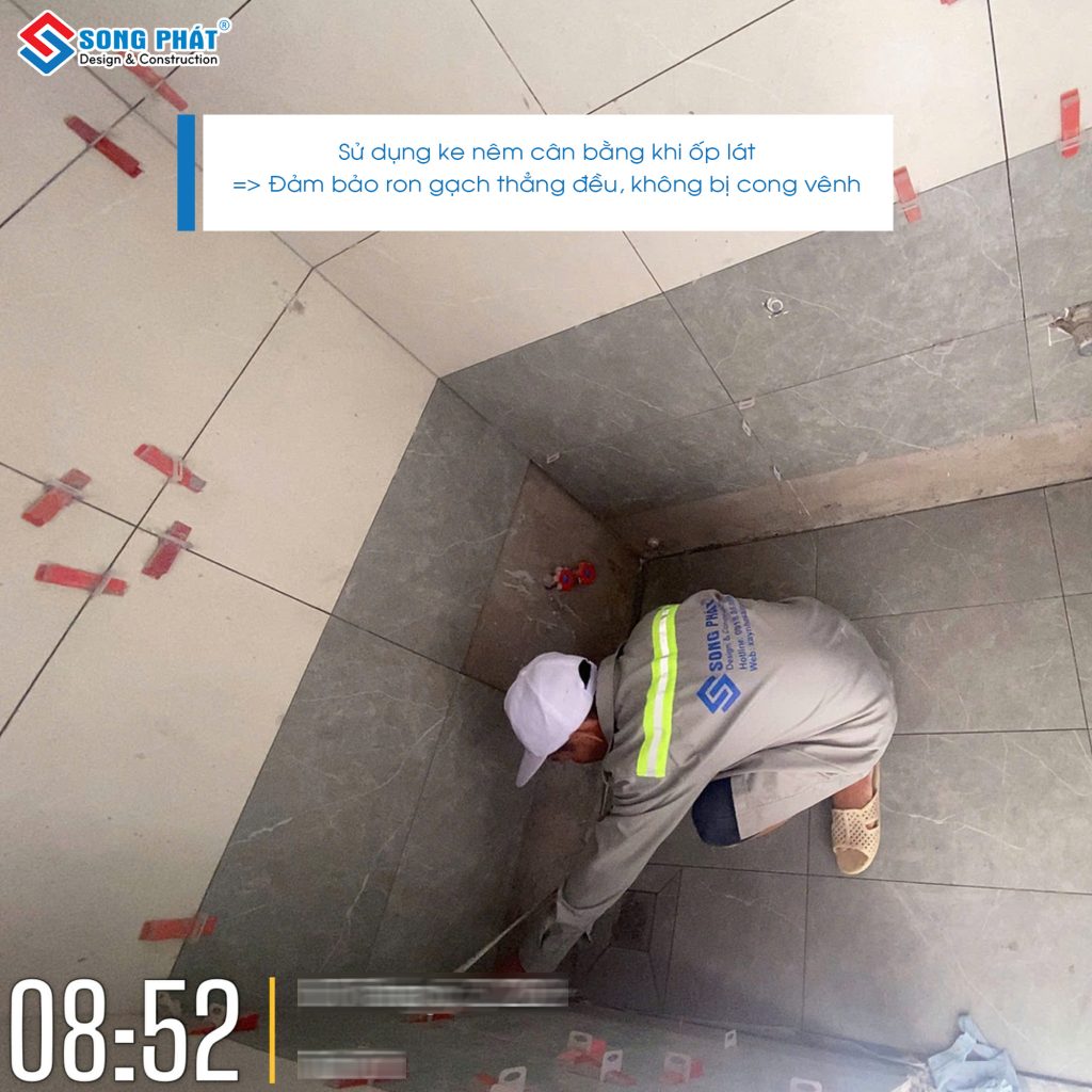 09/05 Ốp lát khu vực WC
