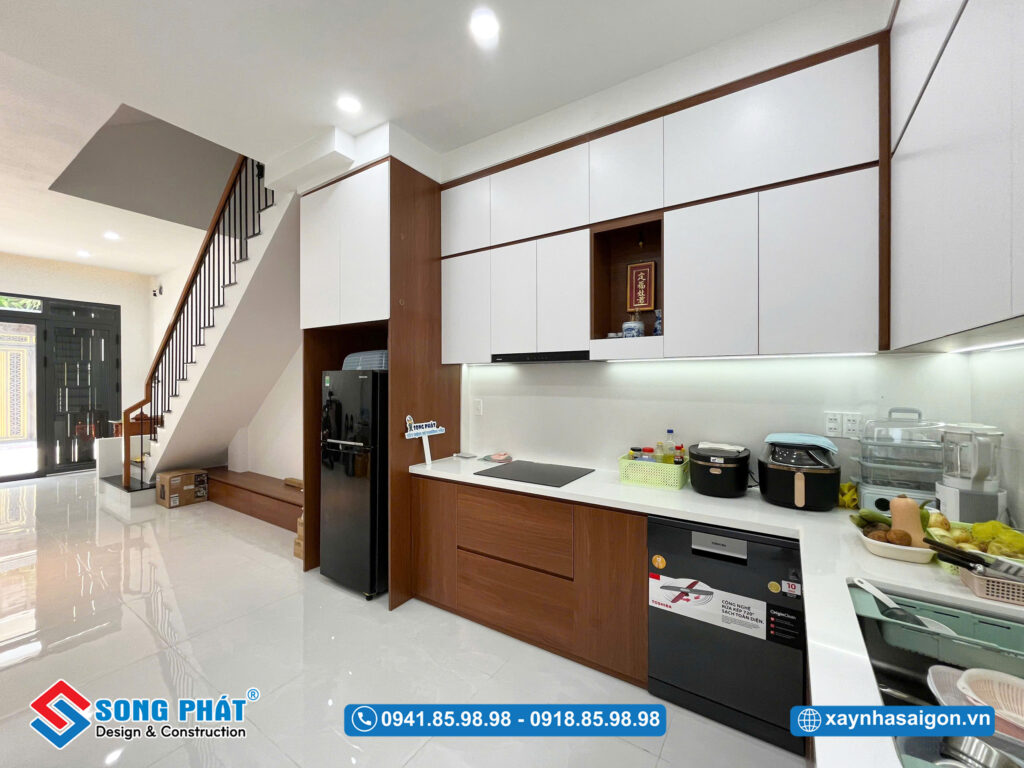 Không gian bếp hiện đại, gọn gàng