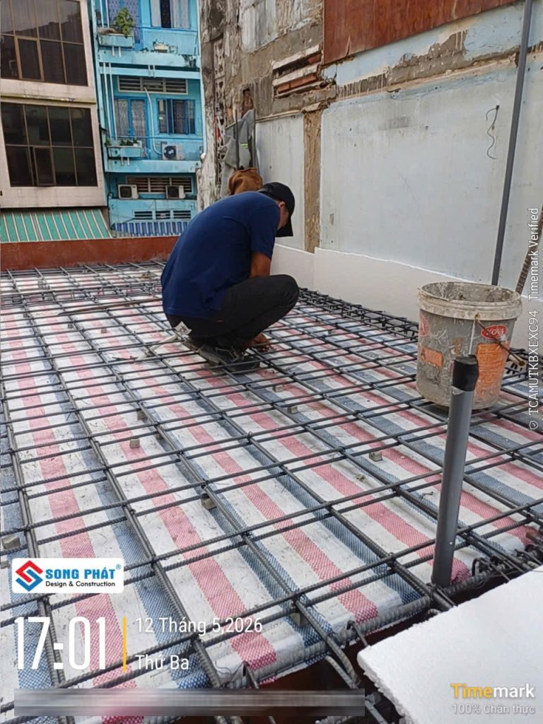 12/05 Hoàn thiện đi thép sàn lầu 1