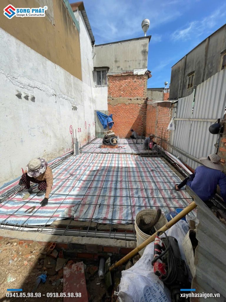 26/11 Hoàn thành đi thép móng – sàn trệt