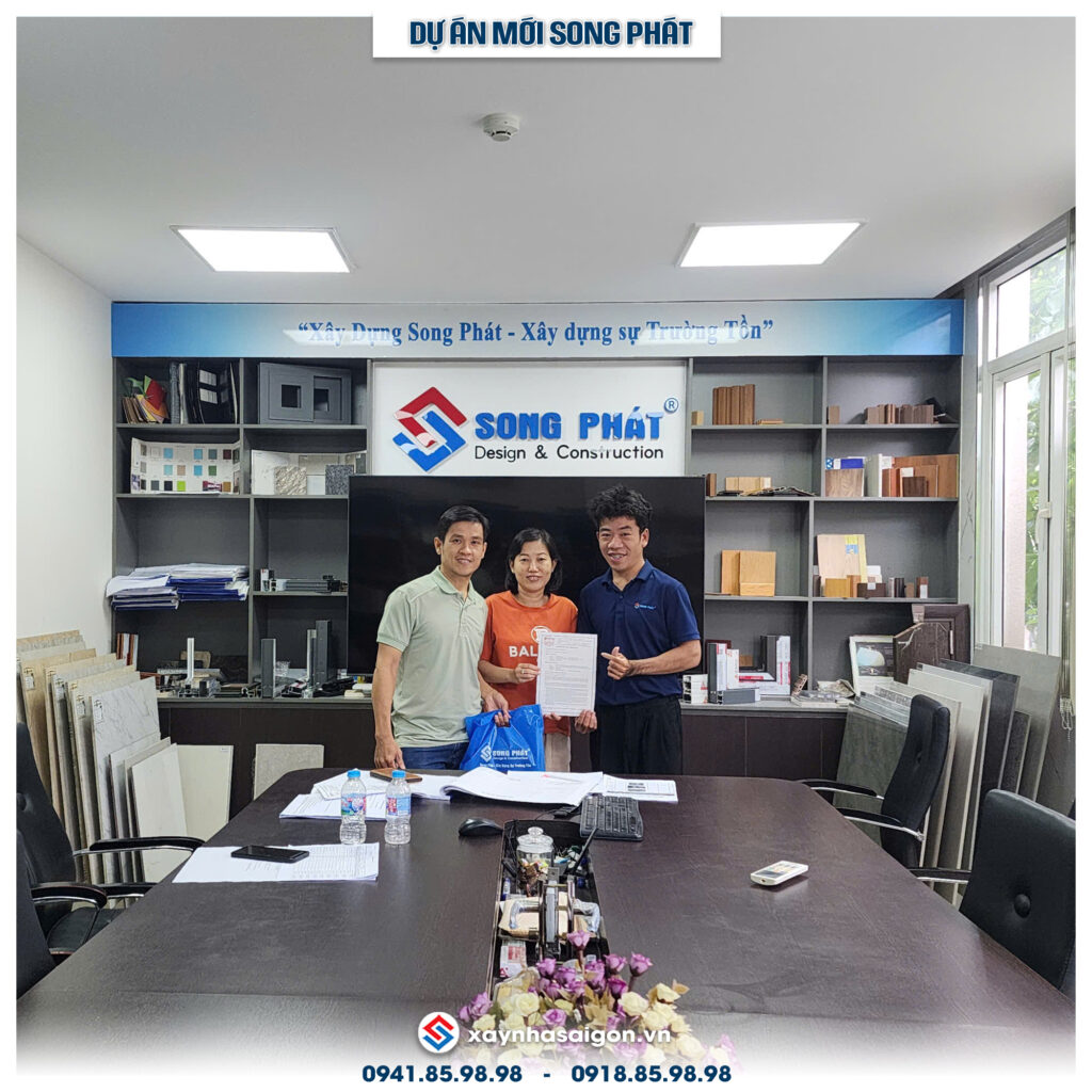 Song Phát hân hạnh khi được đồng hành cùng gia đình anh chị
